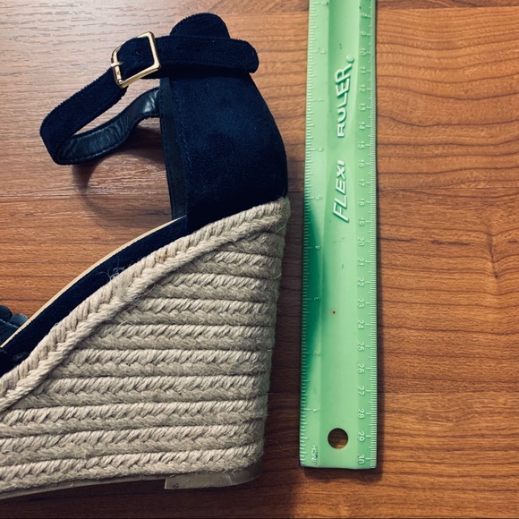 Wedges - Picture 7 of 7
